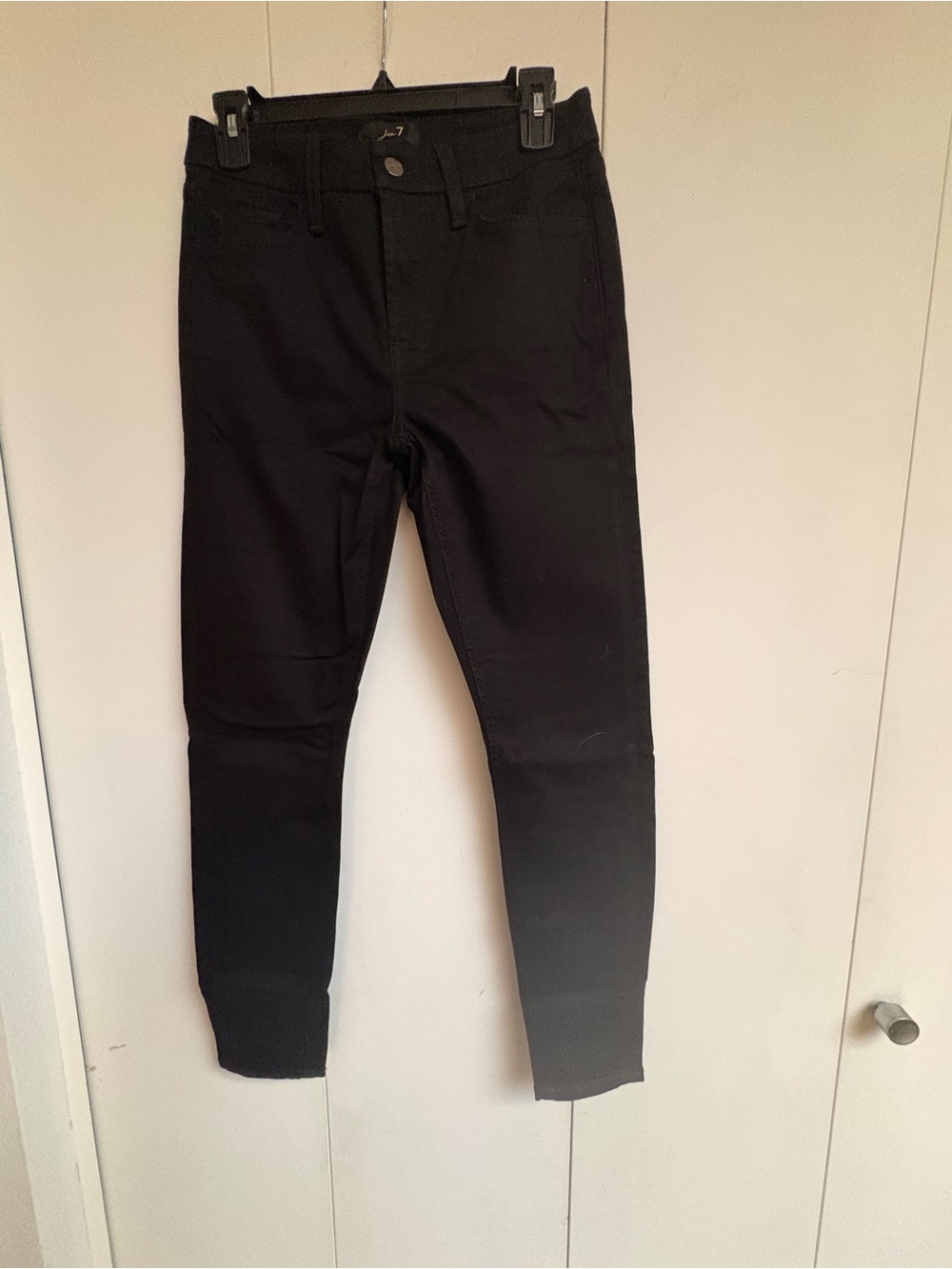 Women's Black Skinny Stretch Jeans - Sleek Everyday Fit